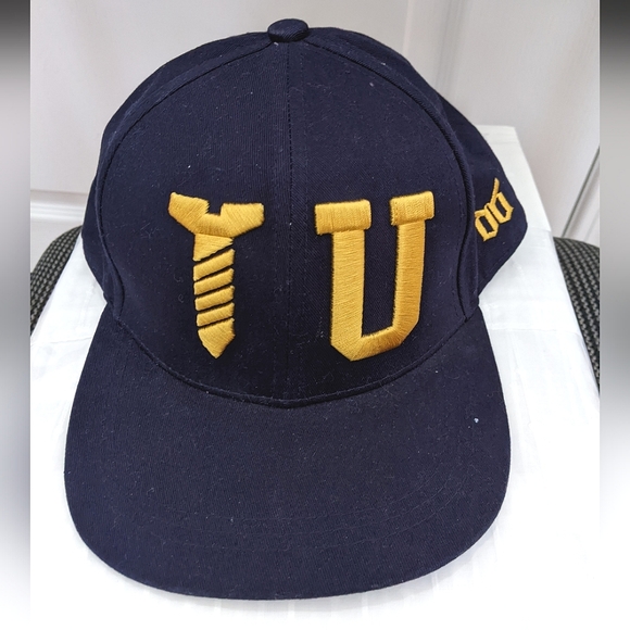 3/$15 H&M Funny pop culture cap - Picture 1 of 4